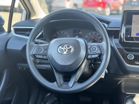 Used 2024 Toyota Corolla LE image 14