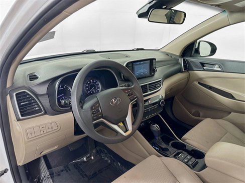 Used 2019 Hyundai Tucson SE image 16