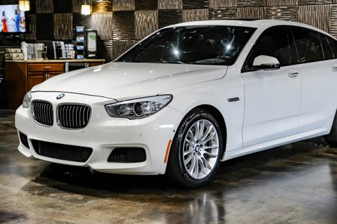 Used 2017 BMW 535i Gran Turismo xDrive image 8