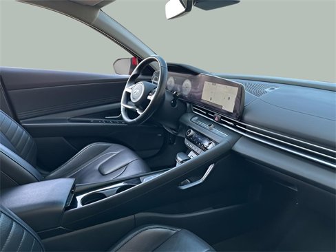 Used 2022 Hyundai Elantra Limited image 26