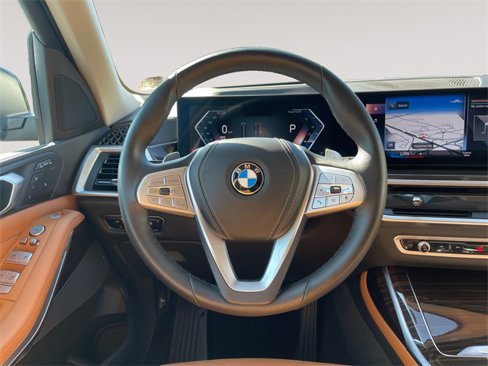 Certified 2023 BMW X7 xDrive40i w/ Parking Assistance Package image 12