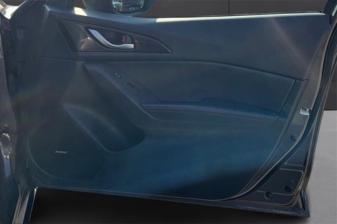 Used 2014 MAZDA MAZDA3 i Grand Touring image 19