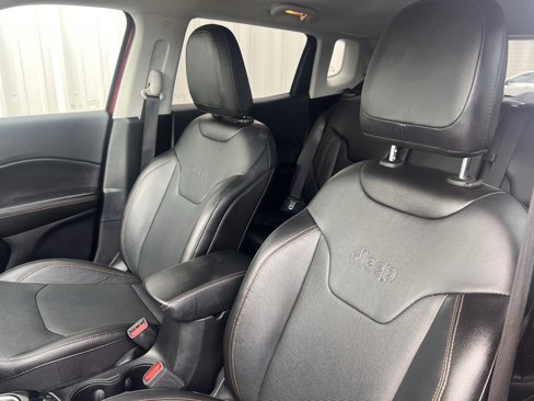 Used 2021 Jeep Compass Limited image 17