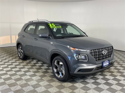 New 2025 Hyundai Venue SEL image 7