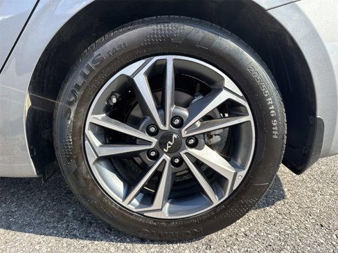 Certified 2024 Kia Forte LXS w/ LXS Technology Package image 13
