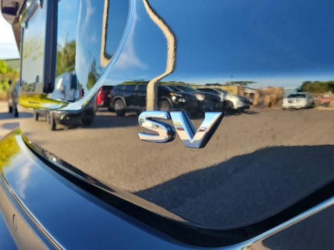 Certified 2024 Nissan Kicks SV image 9