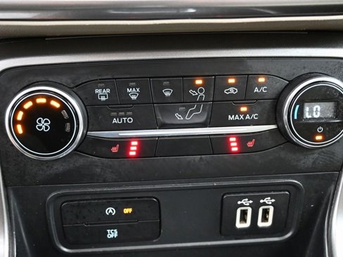 Used 2019 Ford EcoSport SE image 26