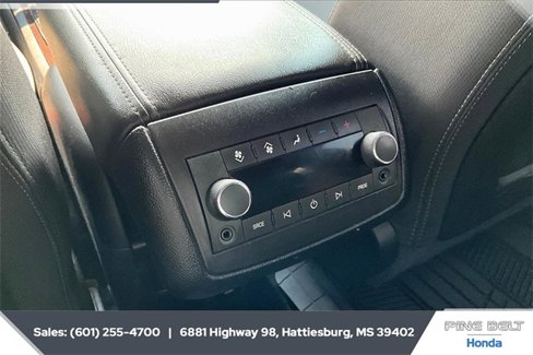 Used 2016 Chevrolet Traverse LT image 24