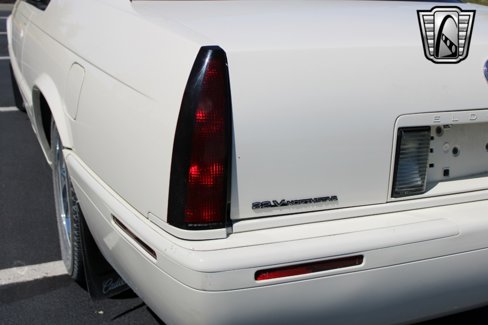 Used 2002 Cadillac Eldorado Collector's Edition image 12