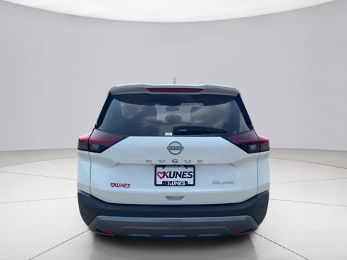 Used 2023 Nissan Rogue SL w/ SL Premium Package image 8