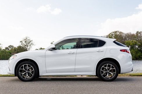 Used 2021 Alfa Romeo Stelvio Ti w/ Nero Edizione image 6