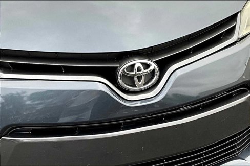 Used 2016 Toyota Corolla LE image 27