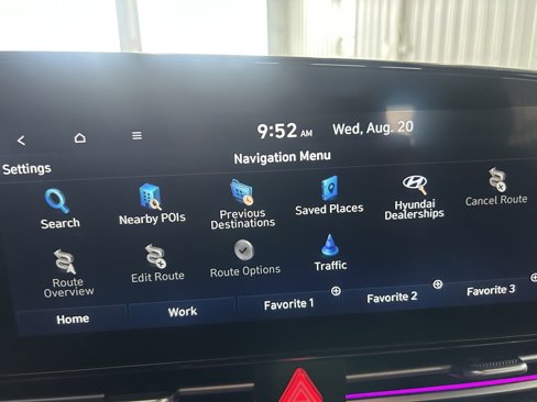 Used 2024 Hyundai Elantra SEL image 19
