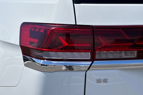 Used 2024 Volkswagen Atlas SE image 49