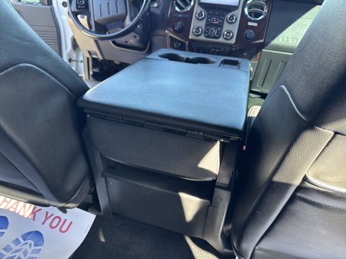 Used 2013 Ford F350 Lariat image 12