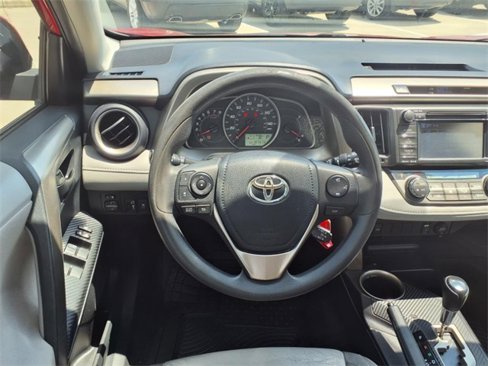 Used 2013 Toyota RAV4 XLE image 20