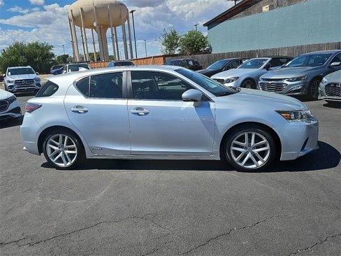 Used 2015 Lexus CT 200h w/ Seat Comfort Package image 9