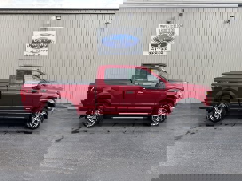 Used 2015 Ford F150 XLT w/ Equipment Group 302A Luxury image 6