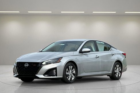 Used 2023 Nissan Altima 2.5 S image 7