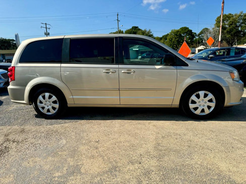 Used 2014 Dodge Grand Caravan SE w/ Quick Order Package 29E SE image 8