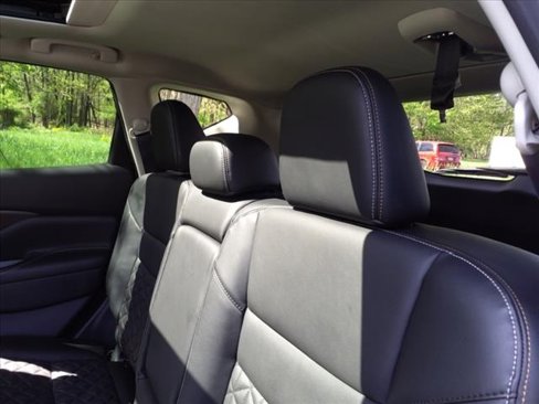 Used 2021 Nissan Murano Platinum w/ Cargo Package image 11