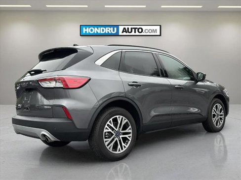Used 2022 Ford Escape SEL w/ Technology Package image 3