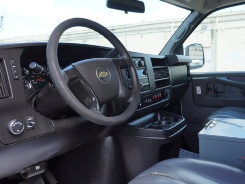 Used 2015 Chevrolet Express 2500 image 11