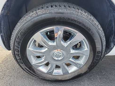 Used 2016 Buick Enclave Leather image 11