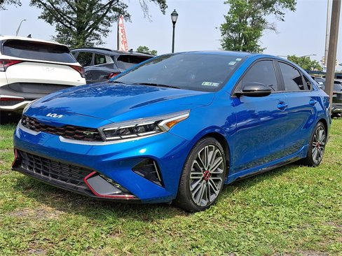 Used 2022 Kia Forte GT image 3