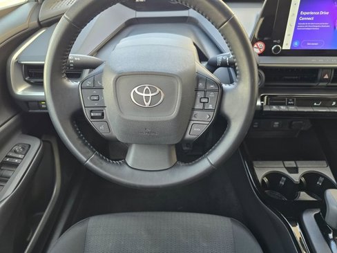 Used 2023 Toyota Prius LE image 17
