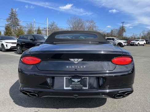 Used 2023 Bentley Continental GT Azure image 47