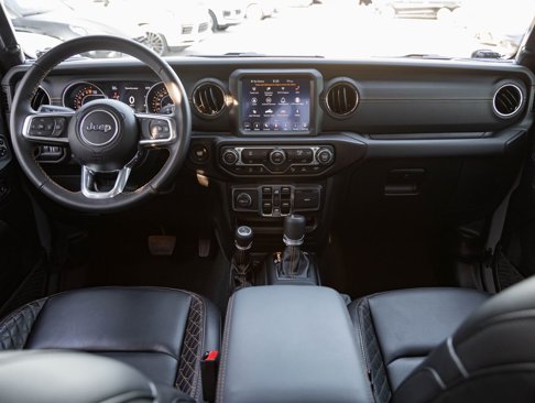 Used 2022 Jeep Gladiator Overland image 12