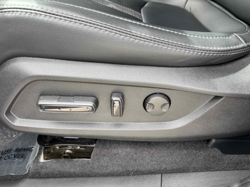Used 2023 Honda Pilot EX-L image 16