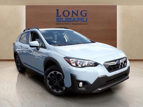 Used 2022 Subaru Crosstrek 2.0i Premium w/ Moonroof Package image 3