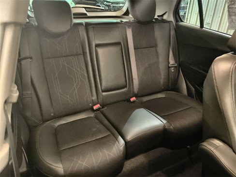 Certified 2022 Chevrolet Trax LT w/ LT Convenience Package image 24