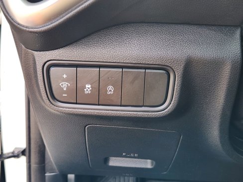 Used 2023 Kia Soul LX image 11