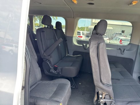 Used 2017 Ford Transit 350 XLT image 21