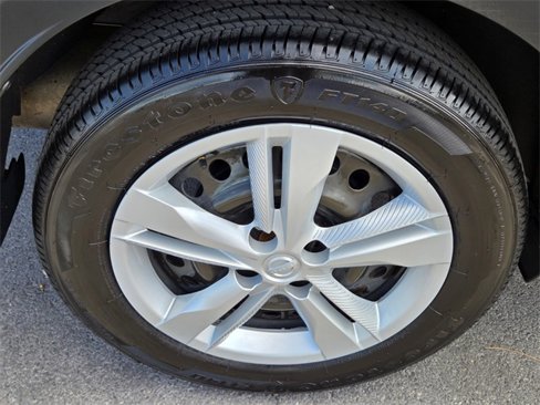 Used 2024 Nissan Kicks S image 10