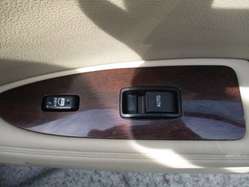 Used 2009 Toyota Avalon XLS image 28