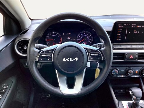 Used 2024 Kia Forte LXS image 12