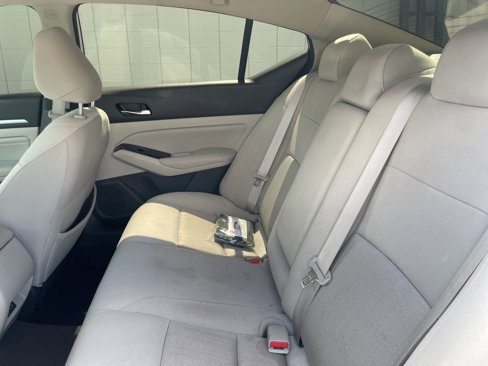 Used 2022 Nissan Altima 2.5 SV image 12