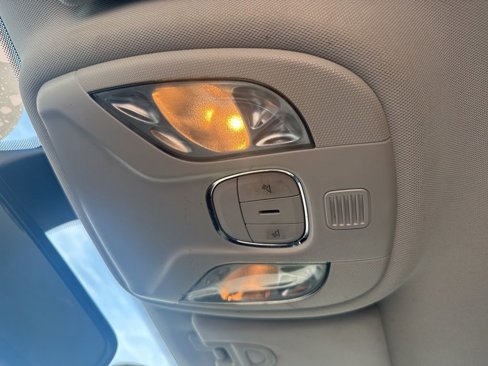 Used 2018 Jeep Compass Latitude image 17