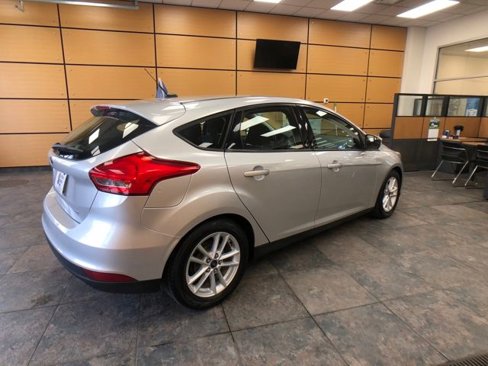 Certified 2016 Ford Focus SE image 7