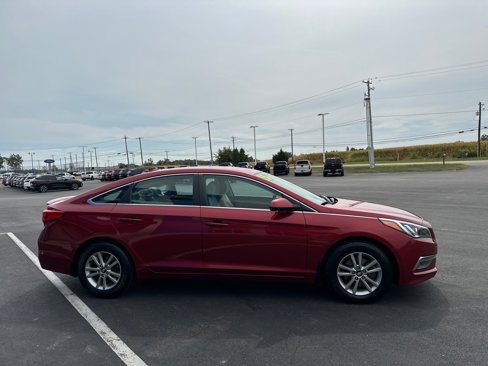Used 2015 Hyundai Sonata SE w/ Option Group 09 image 4