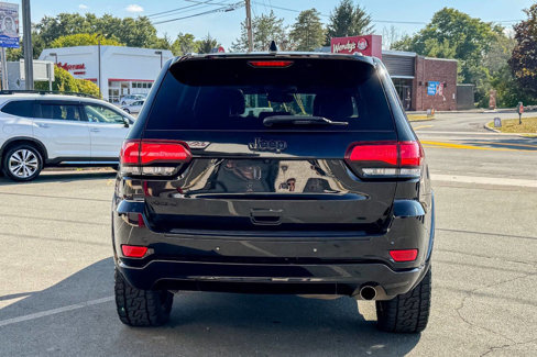 Used 2018 Jeep Grand Cherokee Altitude image 5