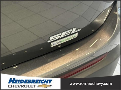 Used 2018 Ford Edge SEL w/ Equipment Group 201A image 10