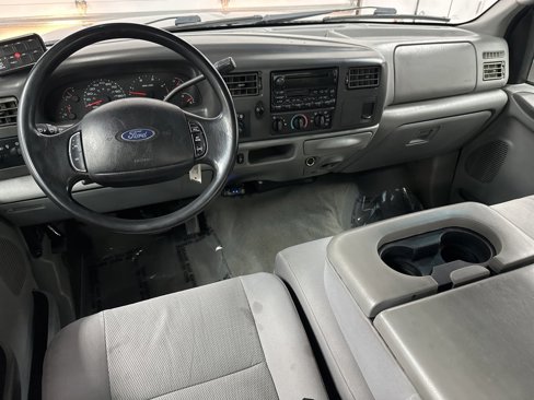 Used 2004 Ford F350 XLT image 13