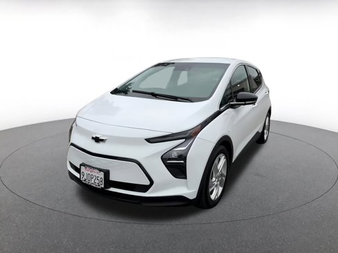 Used 2023 Chevrolet Bolt LT w/ Driver Confidence Package image 7