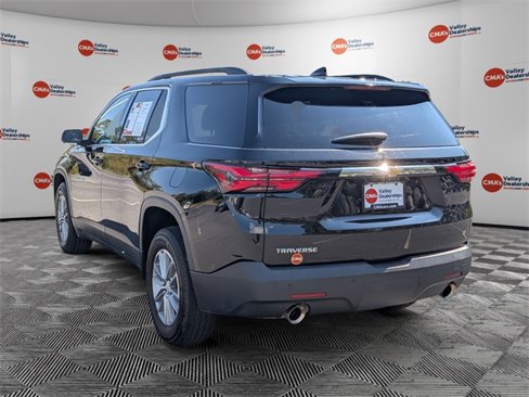 Used 2022 Chevrolet Traverse LT image 7