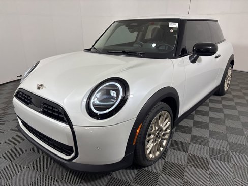 New 2025 MINI Cooper 2-Door Hardtop image 28